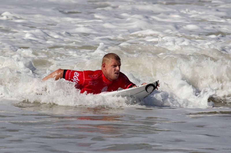 Surfař Michael Fanning.