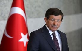 Turecký premiér Ahmet Davutoglu.