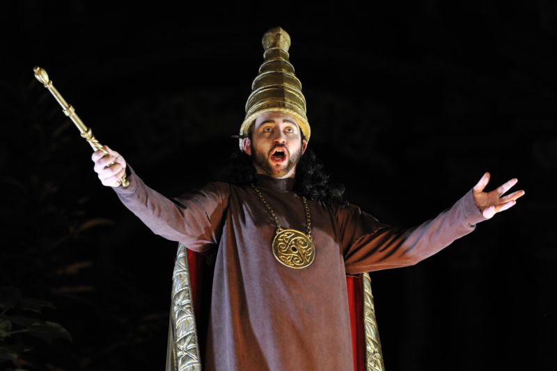 Program Hudebního festivalu Znojmo v sobotu korunovala premiéra scénického provedení oratoria Georga Philippa Telemanna Daniel v jámě lvové. Program Hudebního festivalu Znojmo v sobotu korunovala premiéra scénického provedení oratoria Georga Philippa Telemanna Daniel v jámě lvové.