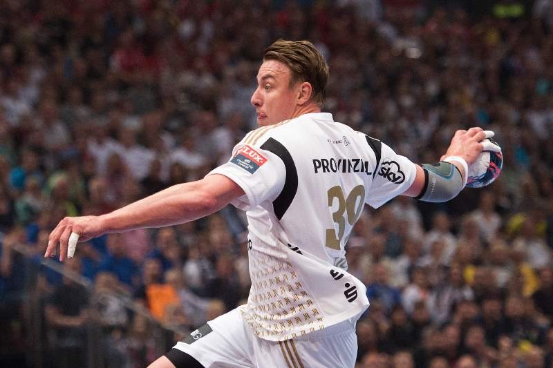 Hvězdný český házenkář Filip Jícha požádal představitele Kielu, aby ho prodali do Barcelony, která má o něj zájem. 