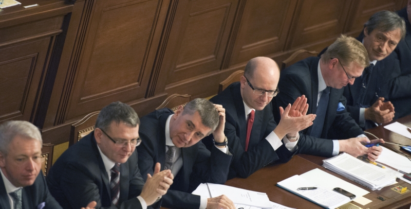 Část Sobotkova kabinetu v Poslanecké sněmovně. 