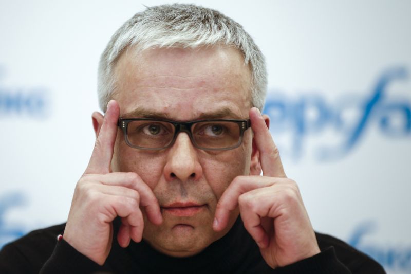 Dmitrij Kovtun je podezřelý, že s dalším agentem otrávili v Londýně Alexandra Litviněnka.