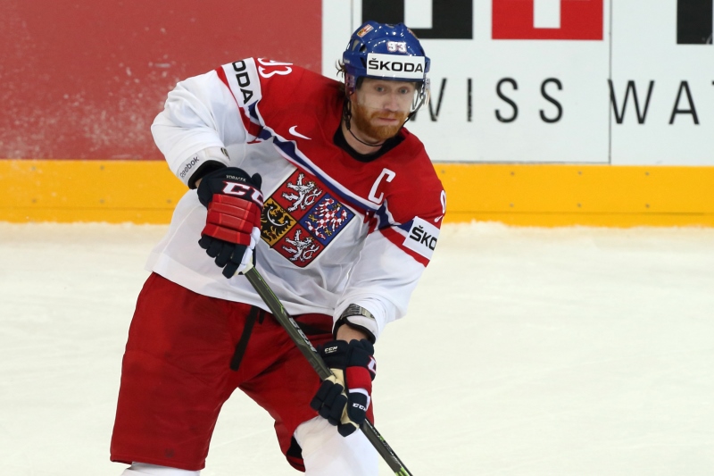 Hokejový útočník Jakub Voráček uzavřel v zámořské NHL novou osmiletou smlouvu s Philadelphií. Hokejový útočník Jakub Voráček uzavřel v zámořské NHL novou osmiletou smlouvu s Philadelphií.