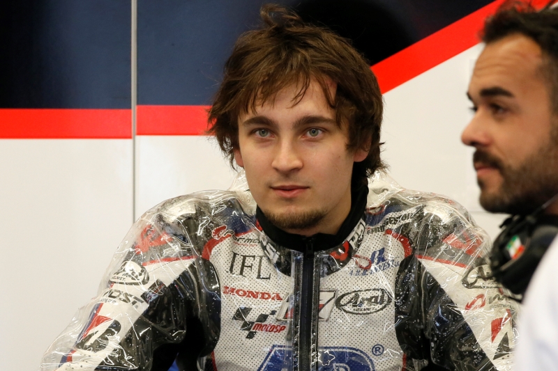 Český motocyklový závodník Karel Abraham vynechá další závod. Český motocyklový závodník Karel Abraham vynechá další závod.