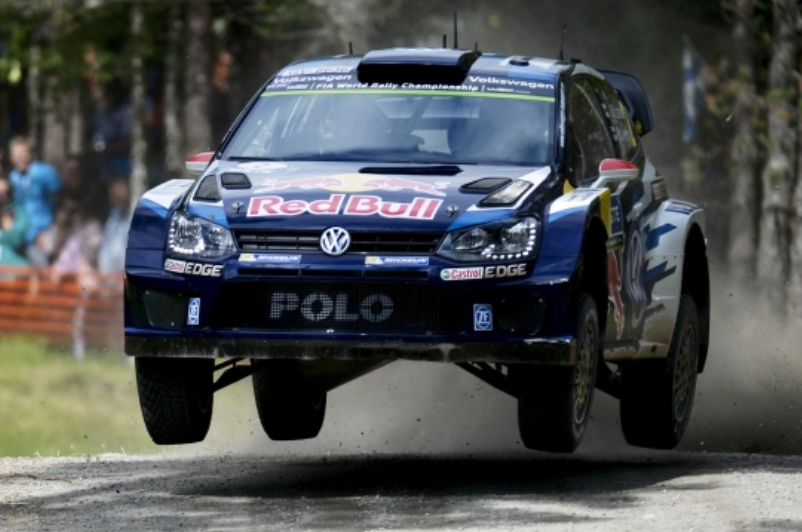 Jari-Matti Latvala ve svém voze.