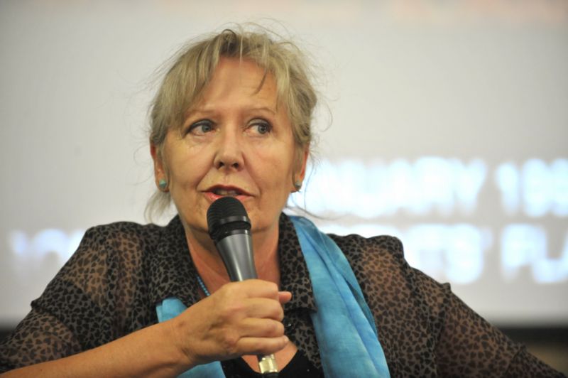 Dokumentaristka Helena Třeštíková na besedě s diváky.