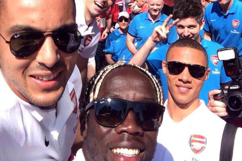 Jedno ze selfie Arsenalu. 