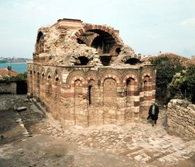 Nessebar je město u Černého moře, které je na seznamu světového kulturního dědictví UNESCO.