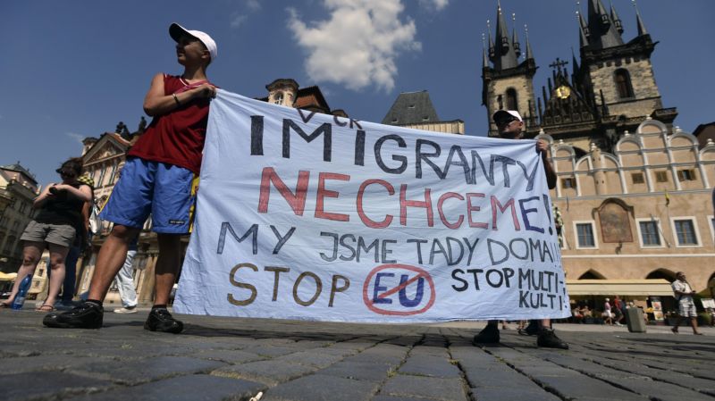 Řečníka ze sobotní demonstrace proti imigraci obvinili z podpory nenávisti.