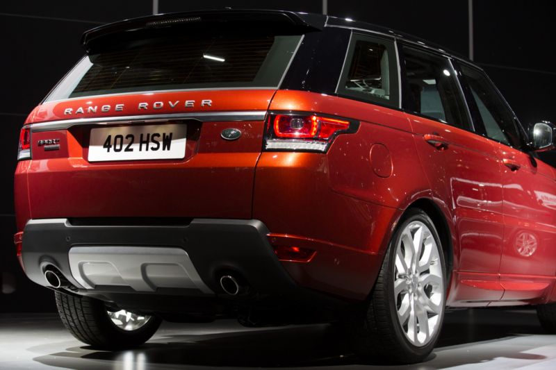 Britská automobilka postaví nový závod v Nitře.