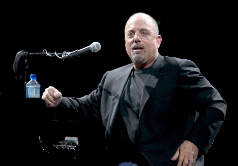 Billy Joel se stal otcem. 