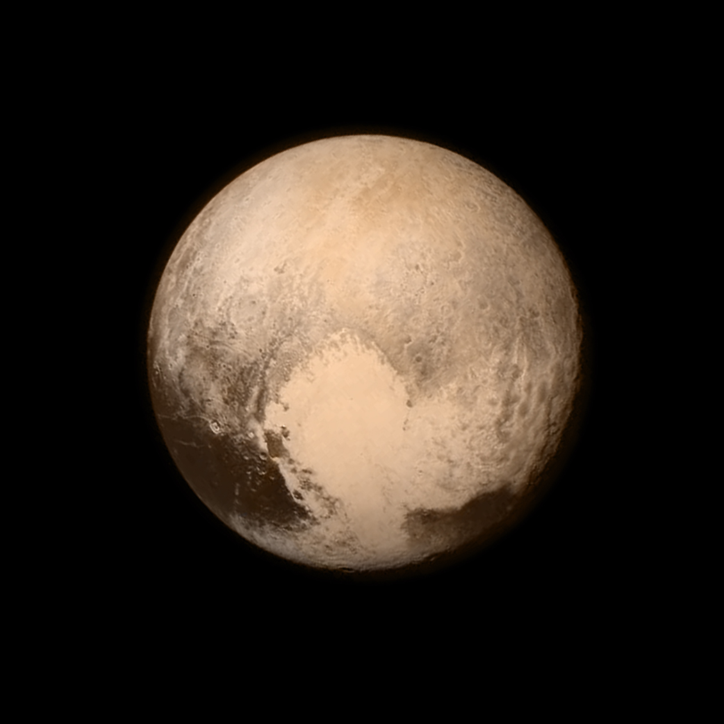 Pluto na snímku ze sondy New Horizons. Tohle není vítězná česká astrofotografie.