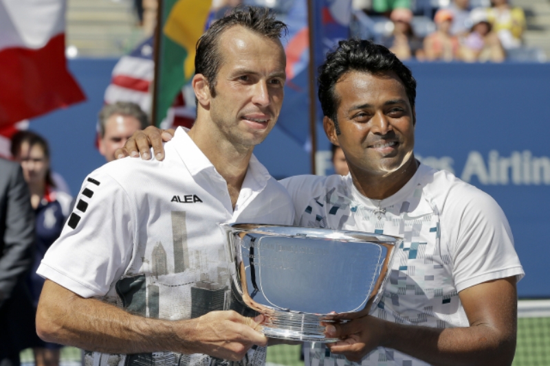 Radek Štěpánek a Leander Paes.