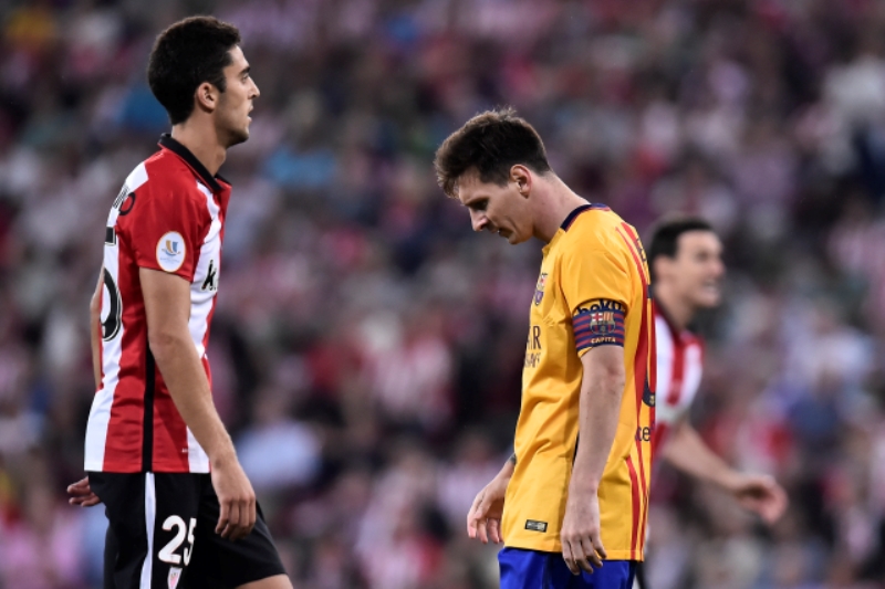 Zklamaný kapitán Barcelony Lionel Messi.