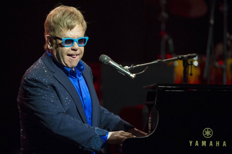 Zpěvák Elton John. Zpěvák Elton John.