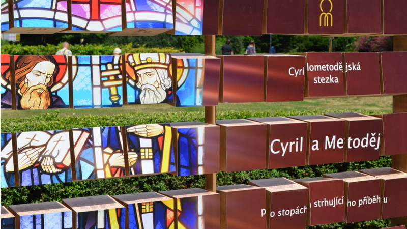 Příběh Cyrila a Metoděje v poučném příběhu. Příběh Cyrila a Metoděje v poučném příběhu.