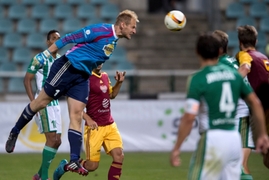 Brankář Bohemians Zdeněk Zlámal.