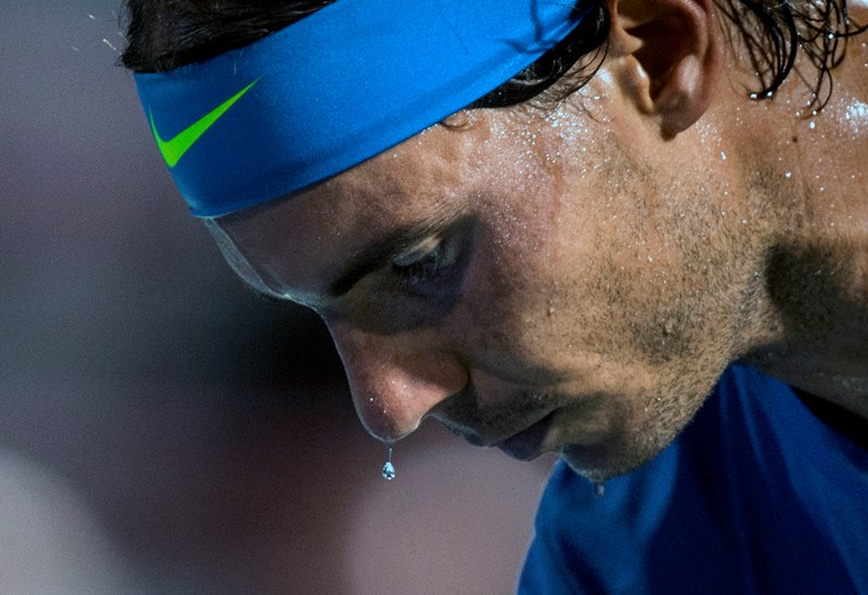 Rafael Nadal se stále trápí. 