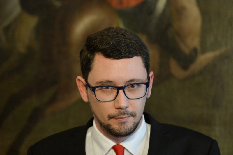 Jiří Ovčáček se vyjádřil k výzvě Vědci proti strachu a lhostejnosti. Jiří Ovčáček se vyjádřil k výzvě Vědci proti strachu a lhostejnosti.