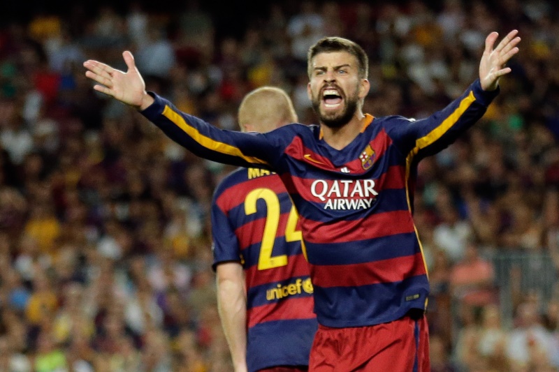 Obránce Gerard Piqué z Barcelony se omluvil za vyloučení v pondělní odvetě španělského Superpoháru s Bilbaem. Obránce Gerard Piqué z Barcelony se omluvil za vyloučení v pondělní odvetě španělského Superpoháru s Bilbaem.