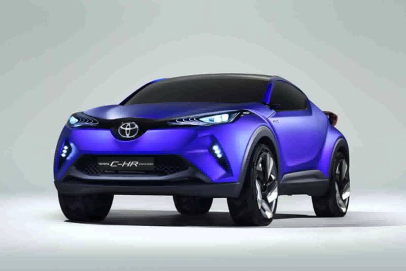 Koncepční vůz Toyota C-HR při autosalonu zaujal neobvyklostí. 