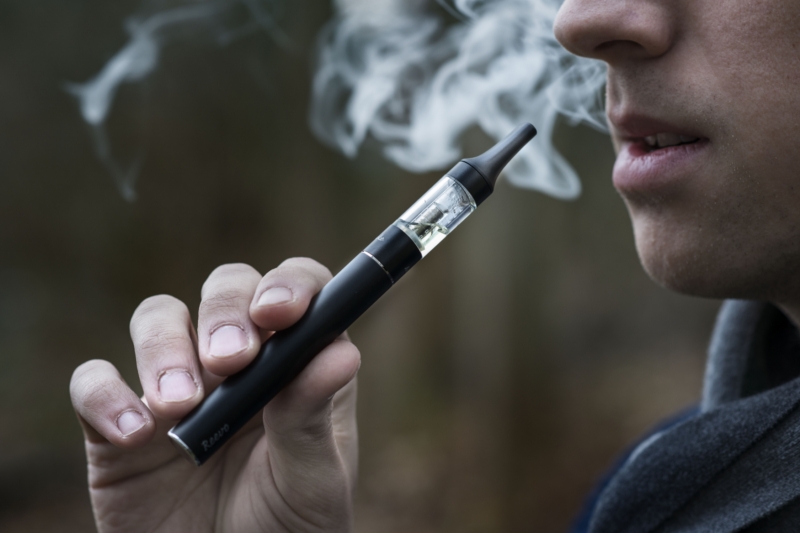 Elektronické cigarety jsou vhodným způsobem odvykání. Elektronické cigarety jsou vhodným způsobem odvykání.