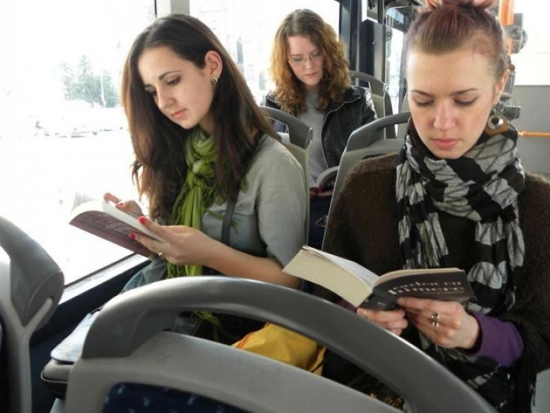 Rumunští cestující, kteří si četli, mohli pár dní jezdit autobusem zdarma.