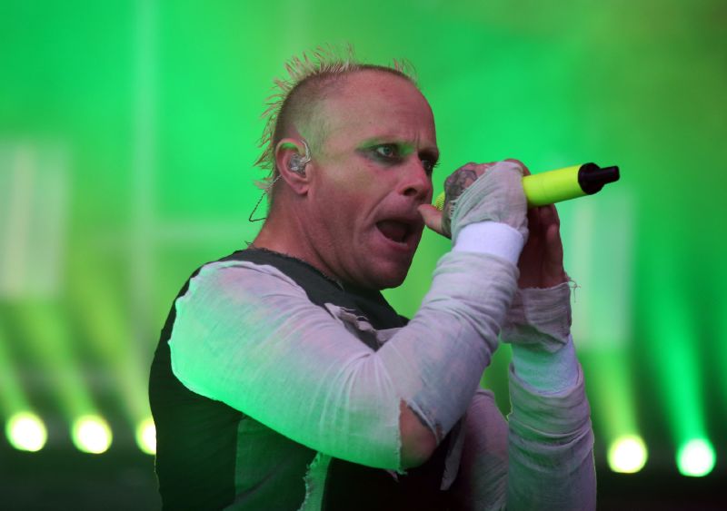 Největší hvězdou letošního trutnovského festivalu budou The Prodigy. Na snímky zpěvák kapely Keith Flint.
