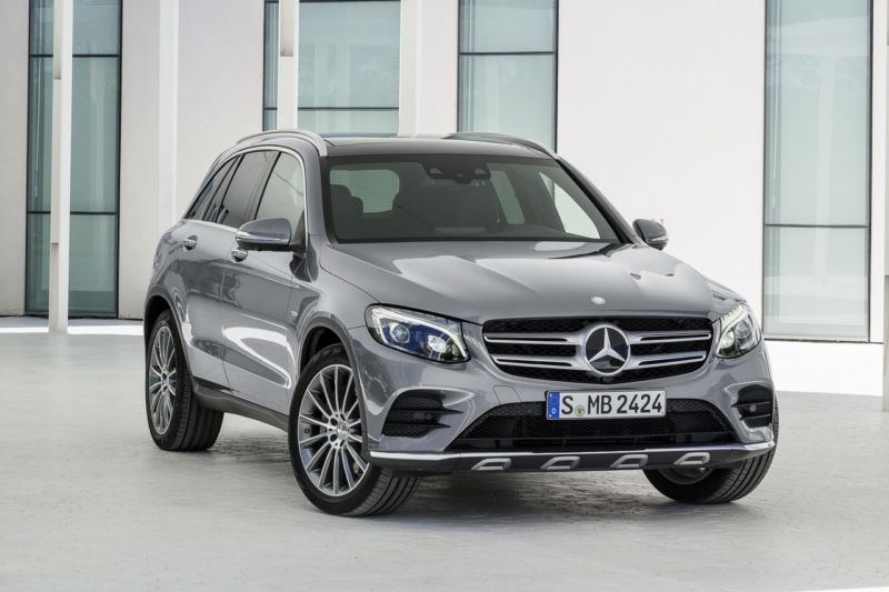 V září bude ve Frankfurtu představedný nový Mercedes-Benz GLC.