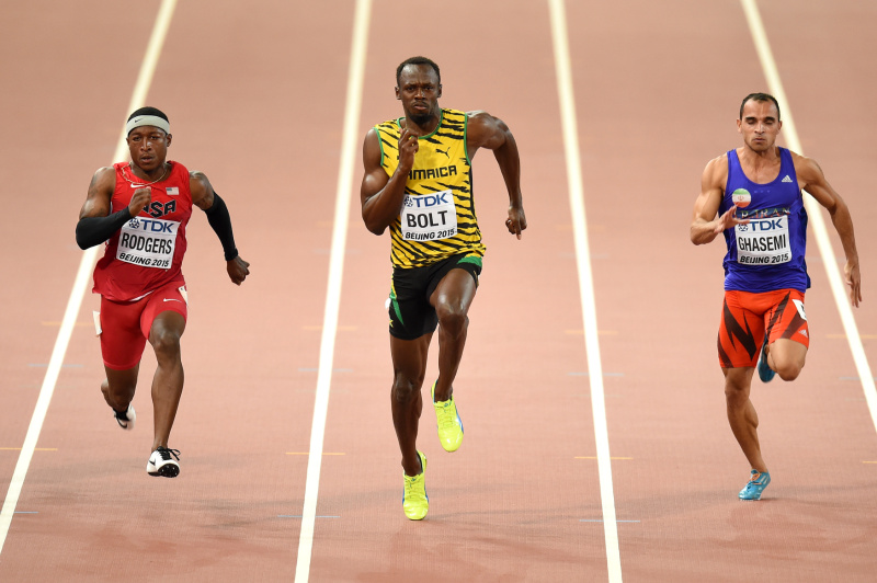 Usain Bolt v rozběhu mužské stovky. Usain Bolt v rozběhu mužské stovky.
