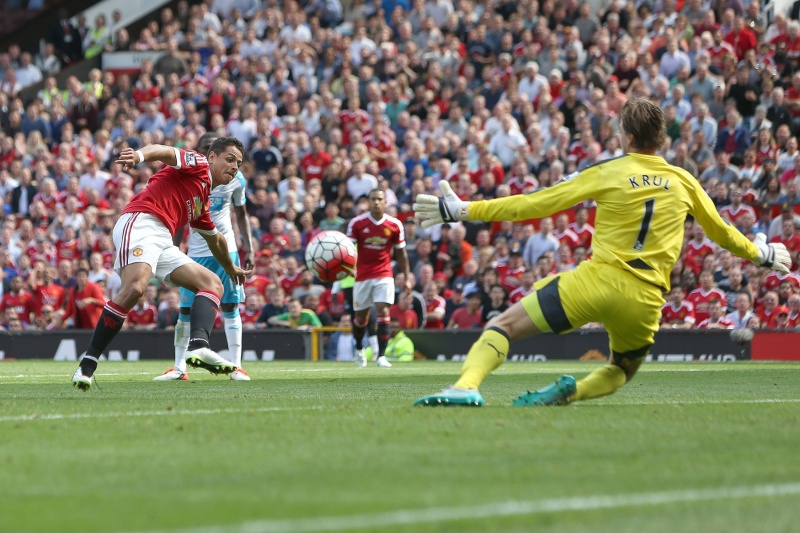 Fotbalisté Manchesteru United ztratili body po remíze s Newcastlem.