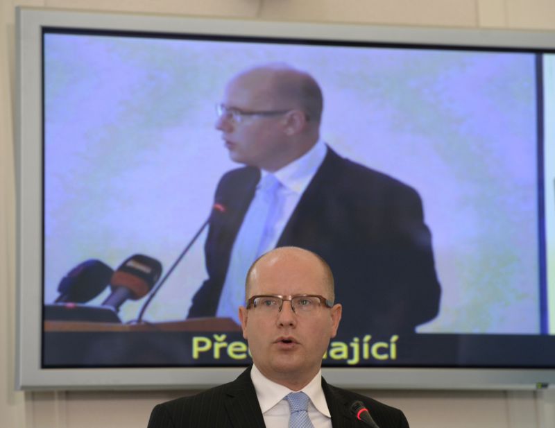 Premiér Bohuslav Sobotka při svém pondělním projevu v Praze. Premiér Bohuslav Sobotka při svém pondělním projevu v Praze.