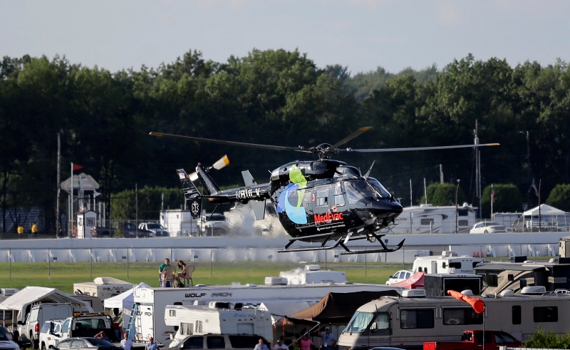 Justina Wilsona musela do nemocnice transportovat helikoptéra. Justina Wilsona musela do nemocnice transportovat helikoptéra.