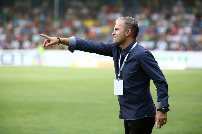  Kouč posledního týmu prvoligové tabulky Radomír Korytář doufá, že vedení klubu během reprezentační přestávky posílí kádr.