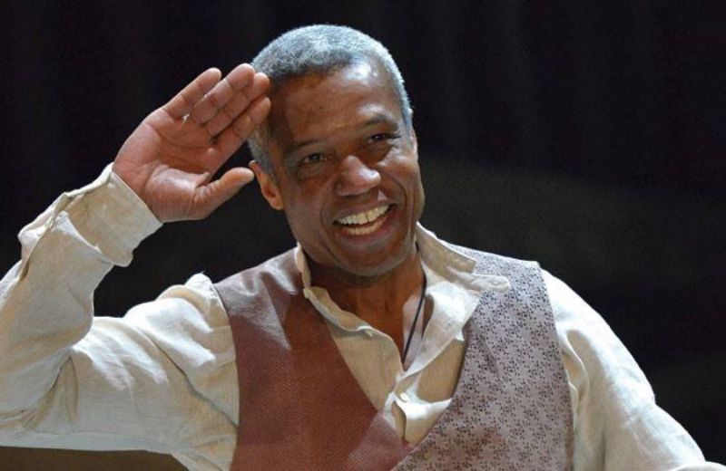 Hugh Quarshie jako Othello.