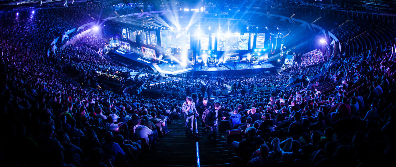 ESL vyprodává sportovní haly (zdroj: esl-one). ESL vyprodává sportovní haly (zdroj: esl-one).