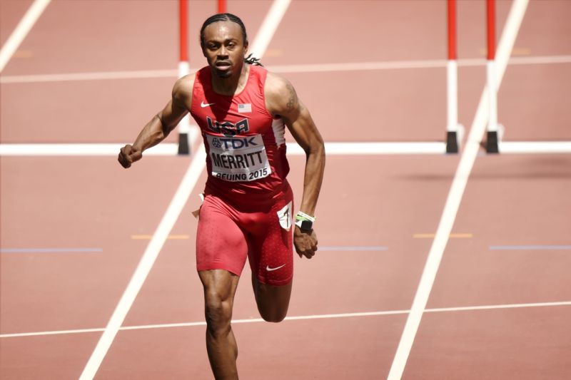 Na mistrovství světa v Pekingu útočí světový rekordman Aries Merritt.