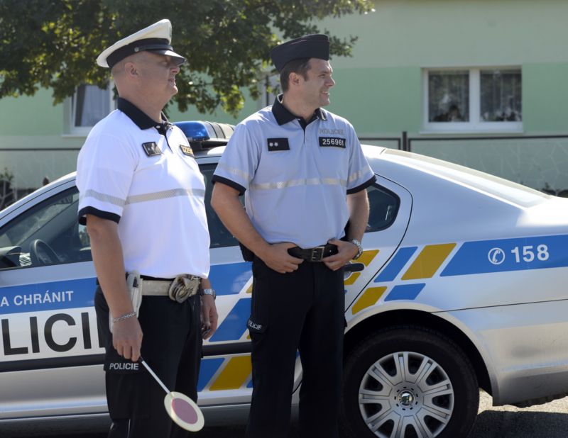 Nové uniformy českých policistů jsou prý mnohem pohodlnější.