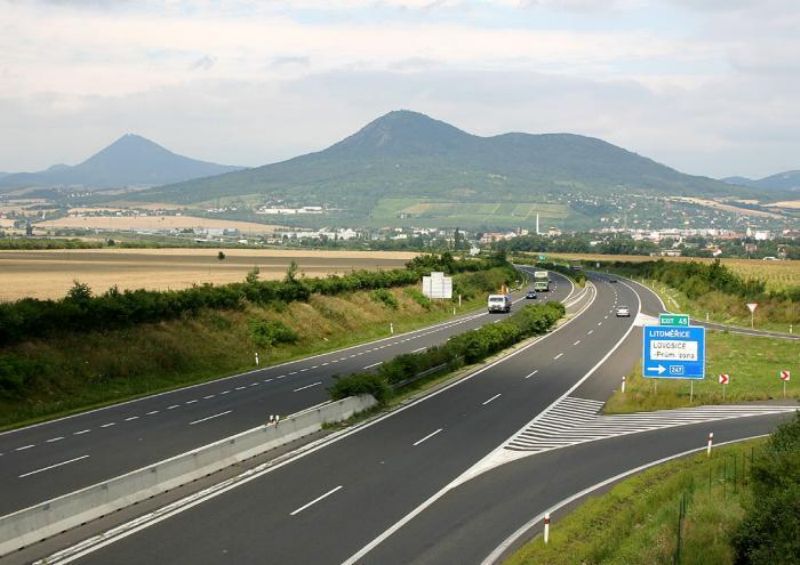 Dálnice D8.