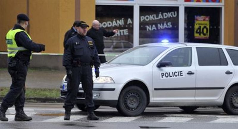 Policisté se v souvislosti se zásahem při střelbě v Uherském Brodu nedopustili žádného trestného činu. Policisté se v souvislosti se zásahem při střelbě v Uherském Brodu nedopustili žádného trestného činu.