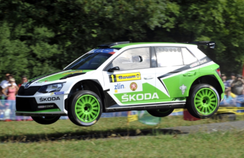 Jan Kopecký ve svém voze.
