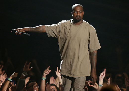 Kanye West si odnesl cenu pojmenovanou po Michaelu Jacksonovi.