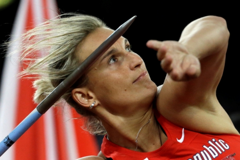 Barbora Špotáková potřebuje, aby na její trénink někdo dohlédl.
