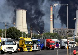 Srpnový požár v závodu Unipetrol.