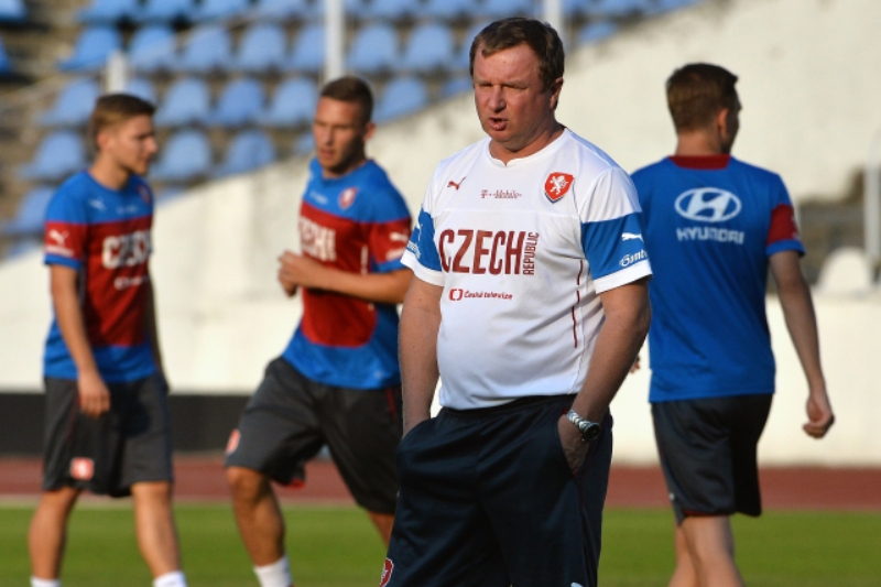 Trenér Pavel Vrba.