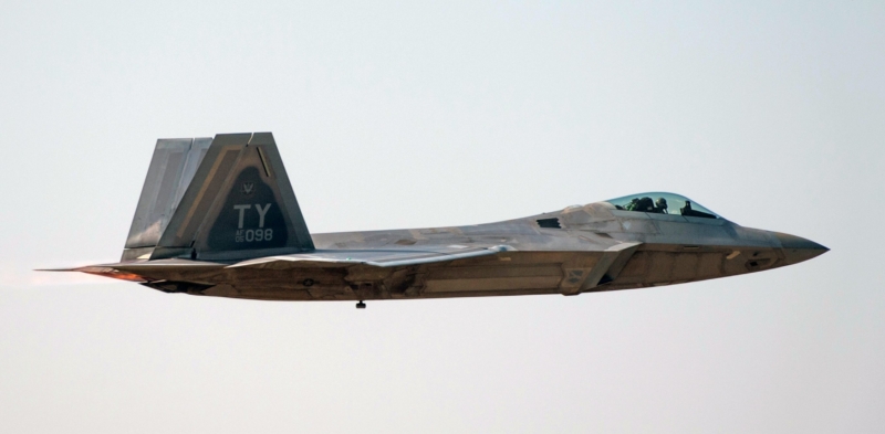 Americká stíhačka F-22 Raptor. Americká stíhačka F-22 Raptor.