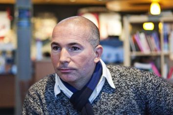 Ve filmu si zahraje Rudolf Hrušínský nejmladší známý z Diskopříběhu.