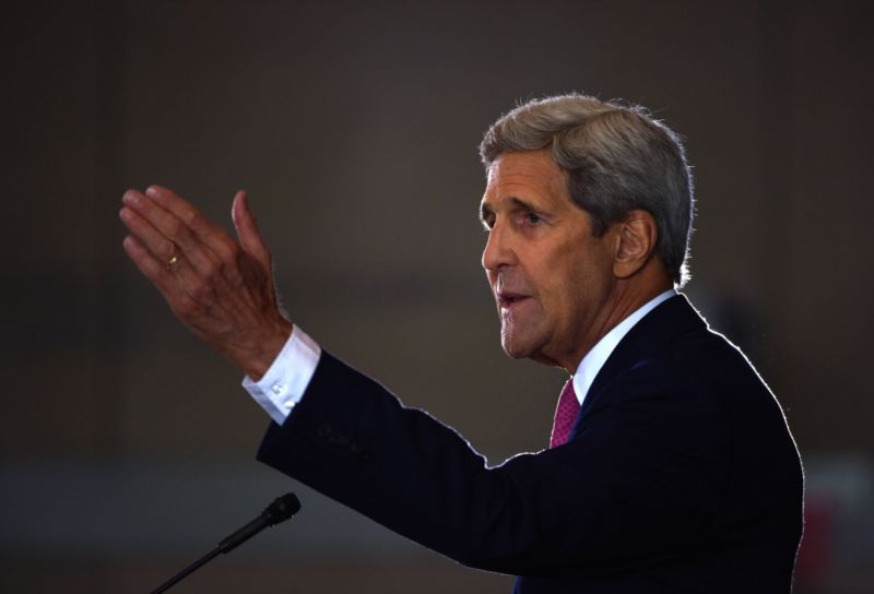Ministr zahraničí John Kerry. Ministr zahraničí John Kerry.