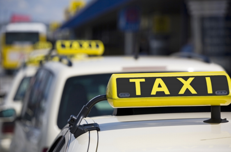 Taxi. Taxi.