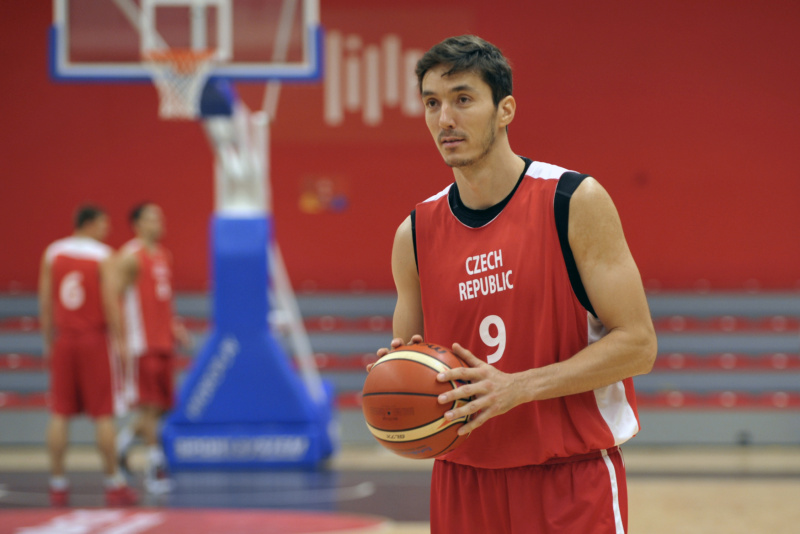 Basketbalista Jiří Welsch. Basketbalista Jiří Welsch.
